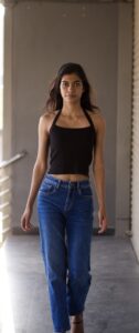 Roshni Thadevus