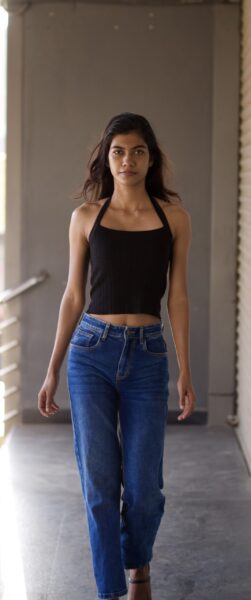 Roshni Thadevus