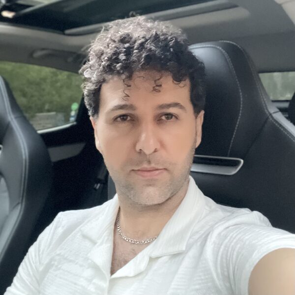 Farzad dehghan